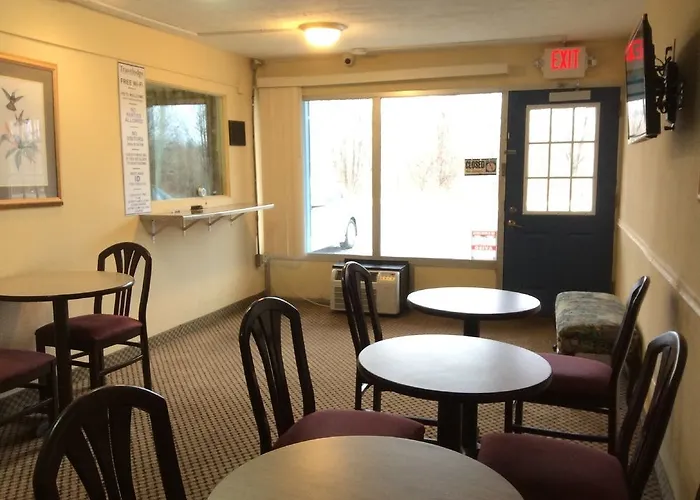 Hotel Econo Brice Road 2*